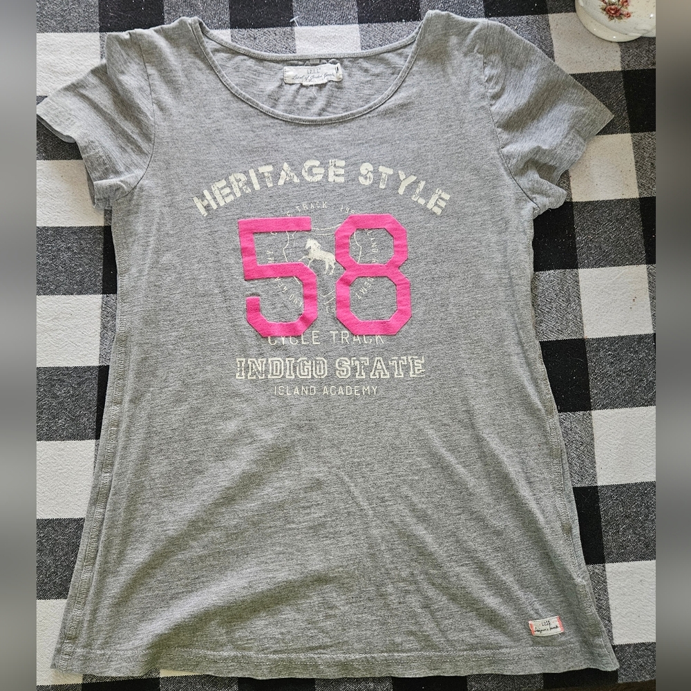 Womens Size Medium Label of Graded Goods H&M Gray TShirt